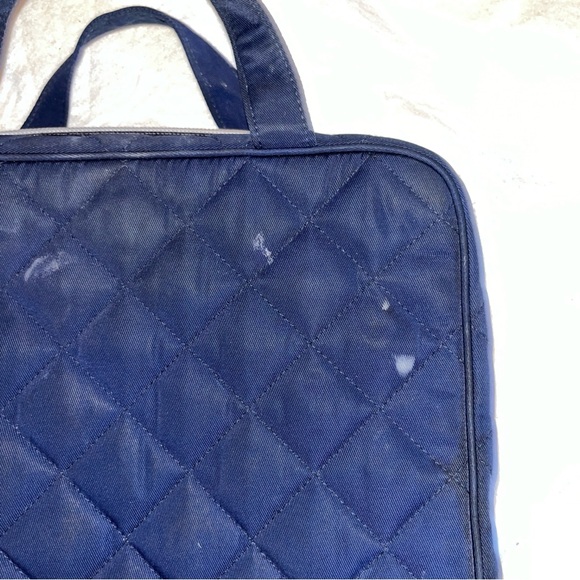 Vera Bradley Hanging Tri-Compartment Toiletry Case - Picture 9 of 10